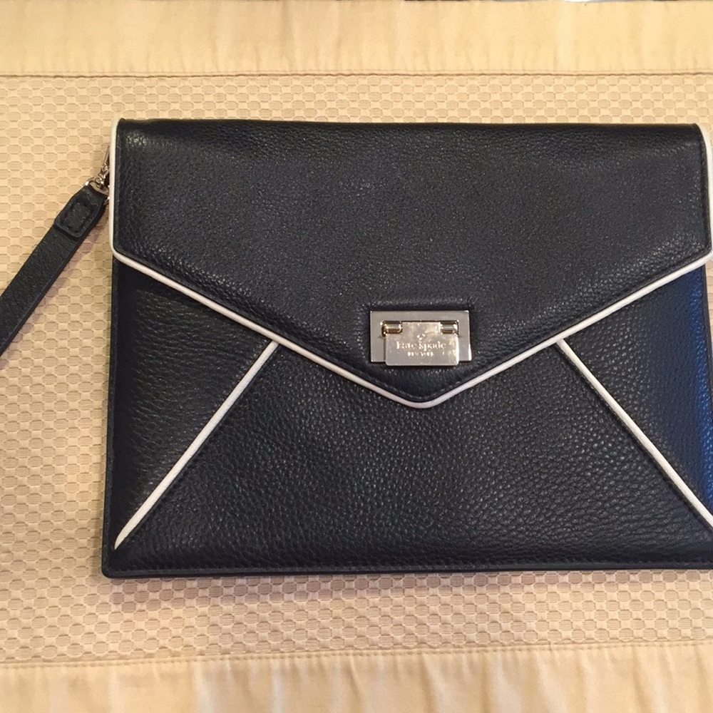 Kate Spade Envelope wristlet